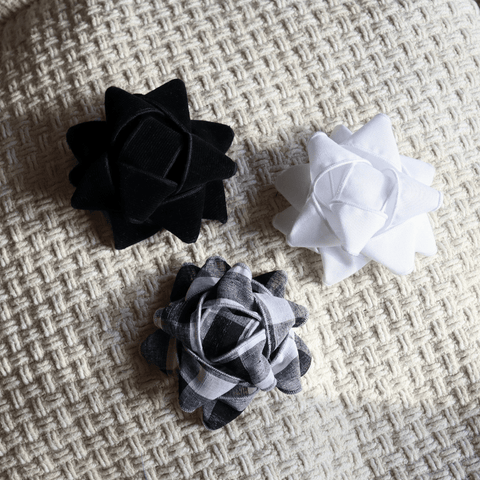 Trio de Choux cadeaux réutilisables en tissus récupérés - Noir & blanc